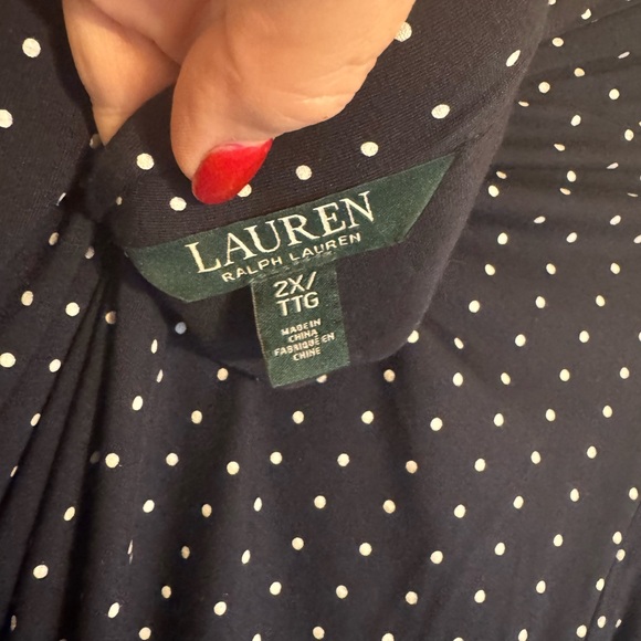 Ralph Lauren Navy /White Polka Dot V-Neck Top PLUS: 2X #N - Picture 7 of 7